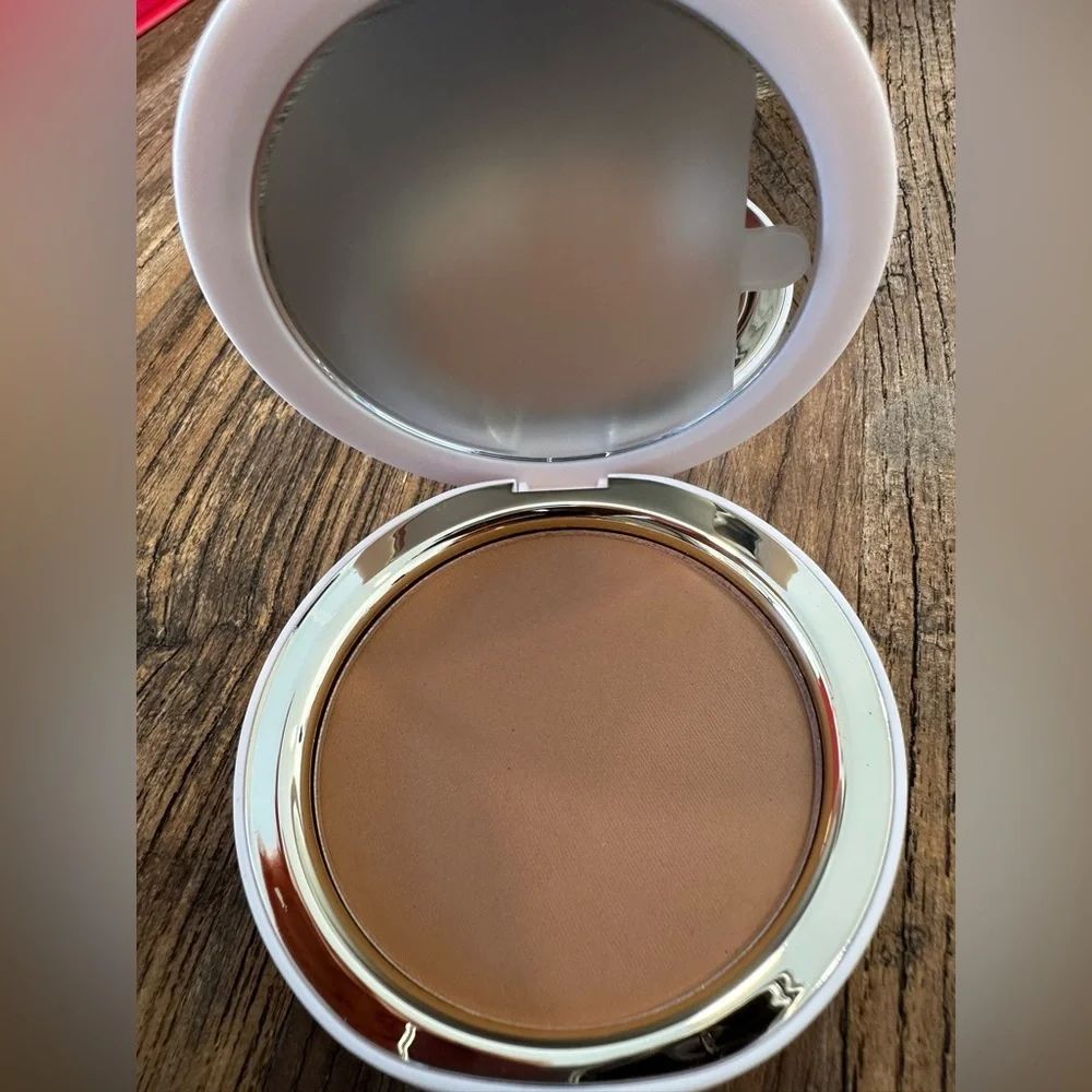 RARE BEAUTY BY SELENA GOMEZ Warm Wishes Soft Matte Powder Bronzer